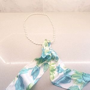 Lovely & Unique Womans Scarf Belt of Pearls & Silk Tie